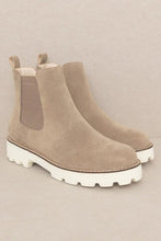 Load image into Gallery viewer, GIANNA-Chunky Sole Chelsea Boot | Let&#39;s See Style | KHAKI 6 | Arrow Women&#39;s Boutique