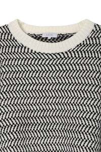 Herringbone pattern crew neck sweater | Lilou | | Arrow Women's Boutique