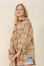 Load image into Gallery viewer, Plaid shacket with pockets | Lilou | | Arrow Women&#39;s Boutique